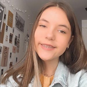 Meet your Posher, Britney